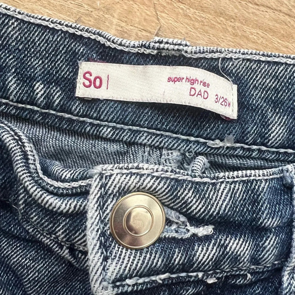 SO super high rise Dad Jeans Bandana Patchwork Denim Jeans size 3/26 - Picture 9 of 13